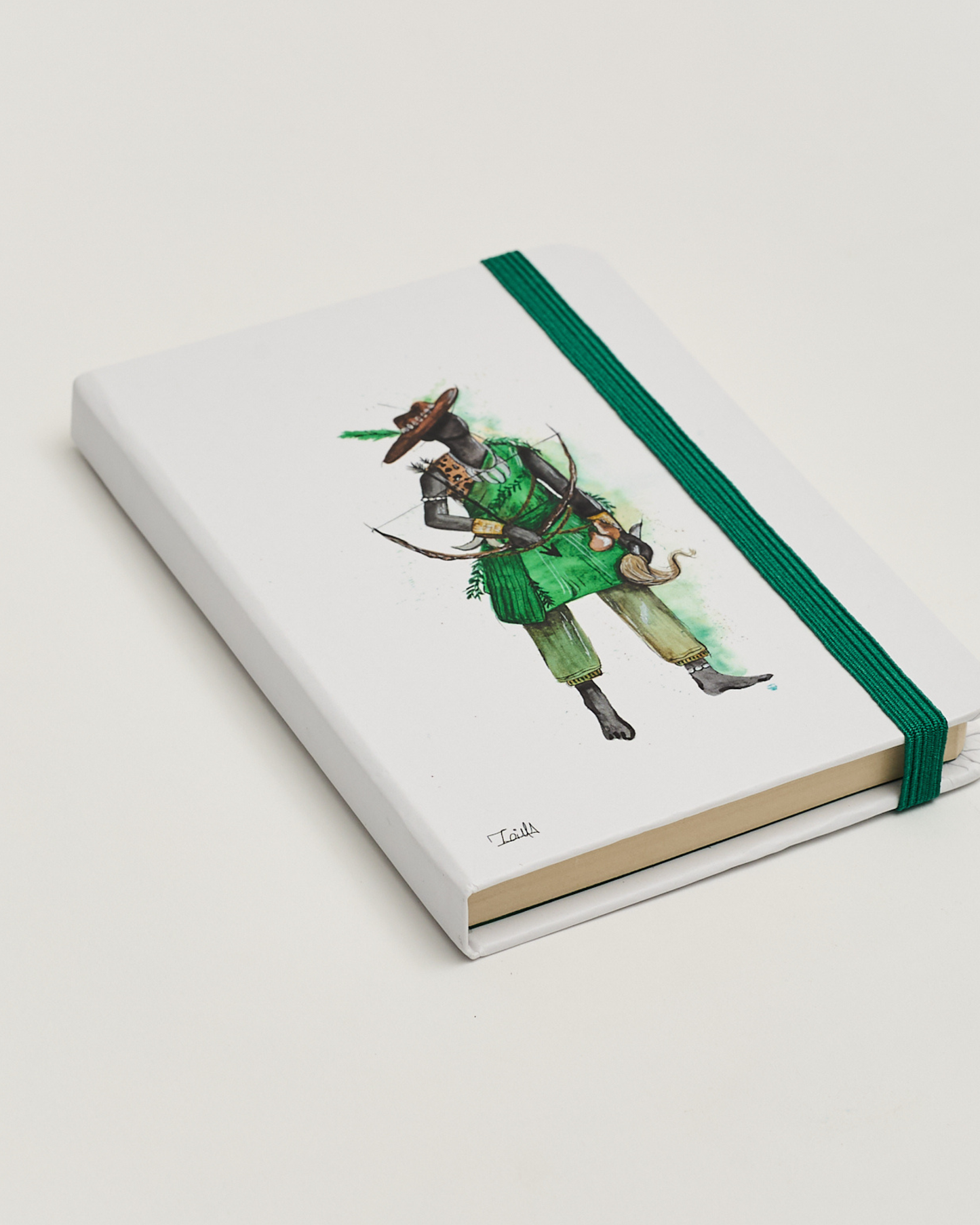 Caderno Oxóssi capa dura 9x13 Ludmilla